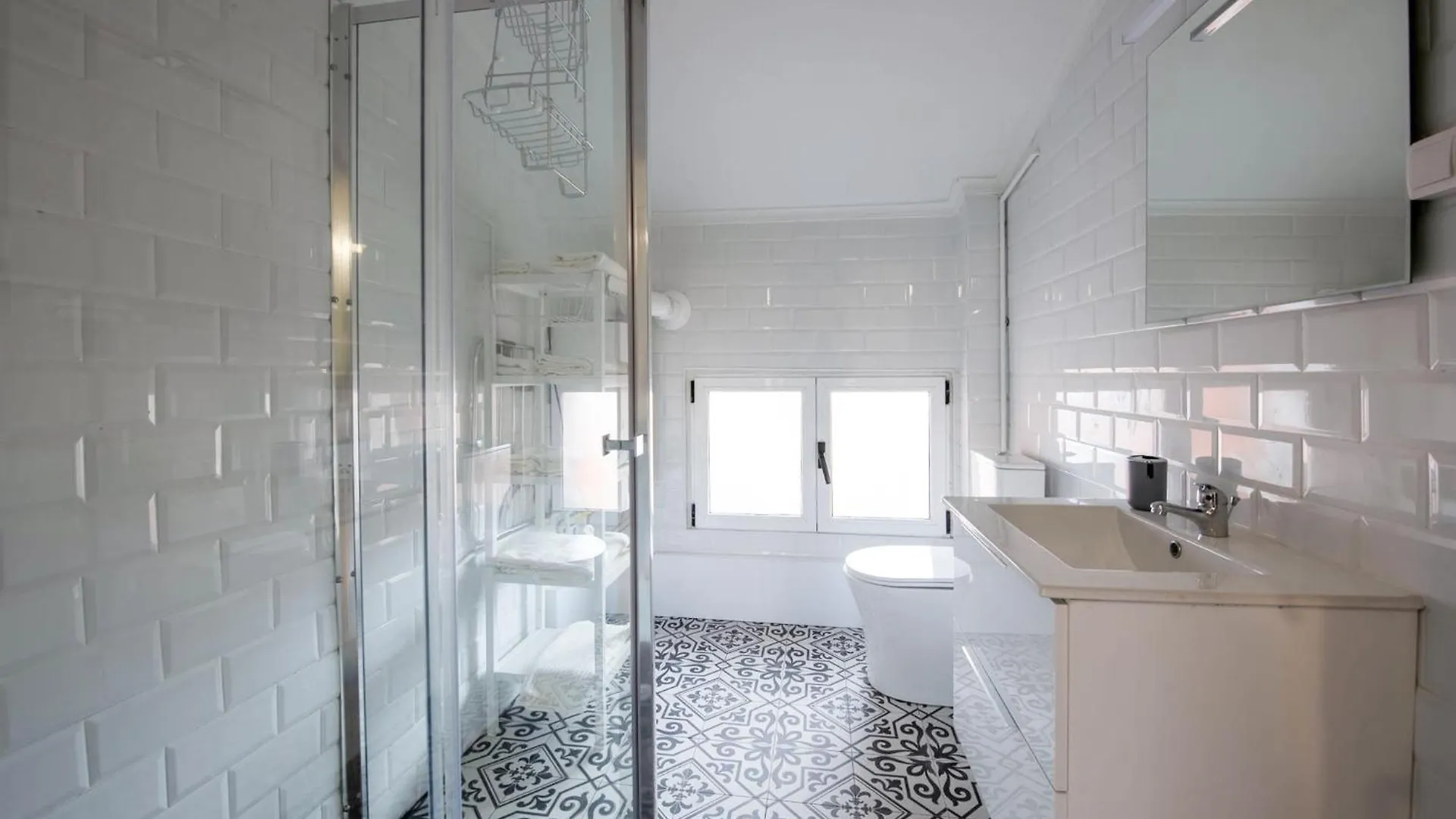 Acogedor Piso Centro Santander Apartment 0*,  Spain